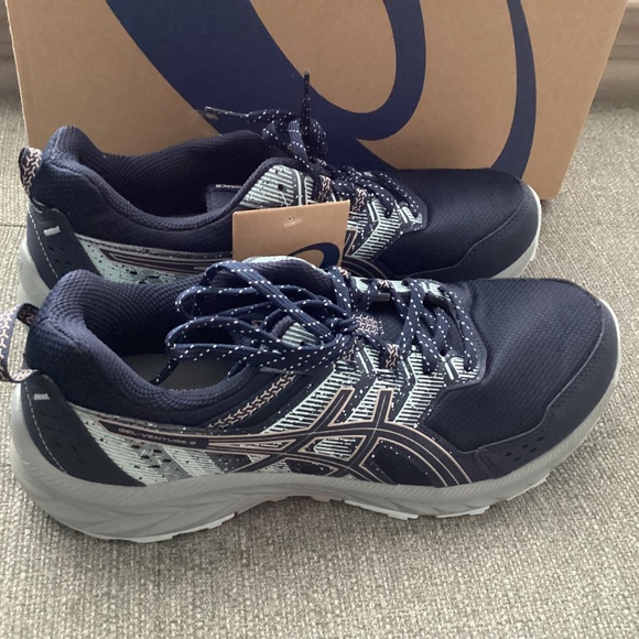 Asics Women's Venture 9 Trail Running Sneakers, size 10 - Picture 2 of 10